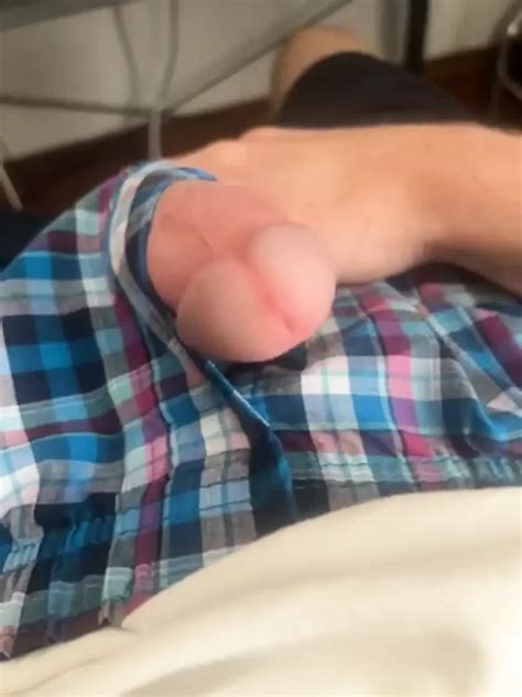 Vídeos porno gay de Chico de polla pequeña gratis Películas sexo gay xHamster