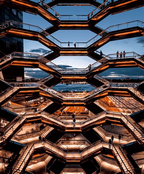 Thomas Heatherwick 被称为 英国当代最具创意奇才”的建筑师皇家艺术学院