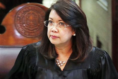 Chief Justice Maria Lourdes Sereno goes on leave | Philstar.com