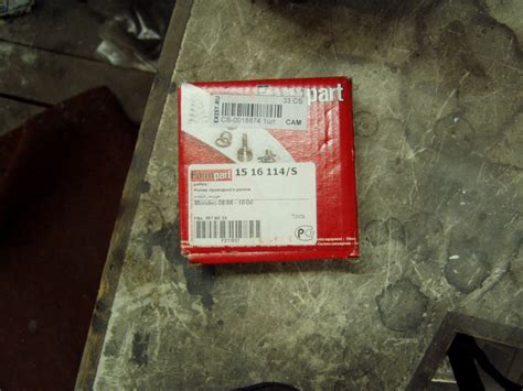 Продолжение ремонта.Замена приводного ремня и ролика натяжителя — Ford ...