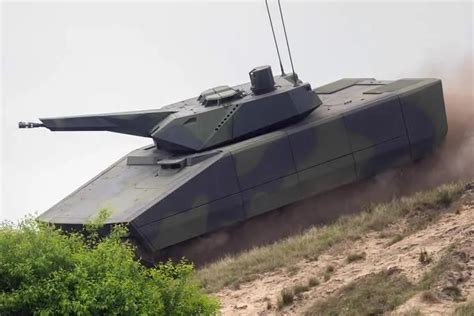 Rheinmetall Launches Latest Lynx Fire Support Tracked Armored