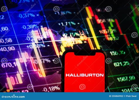 Konskie Poland September 10 2022 Smartphone Displaying Logo Of Halliburton Company On Stock