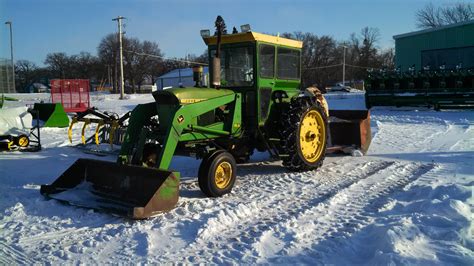 John Deere 4010 Tractors - Utility (40-100hp) - John Deere MachineFinder