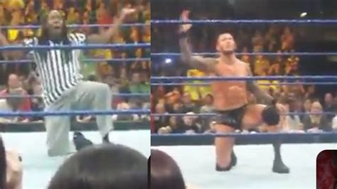 Booker T Shows Randy Orton How To Do The Spinaroonie In An Unseen Wwe