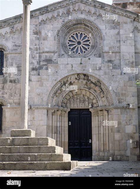 FACHADA PRINCIPAL DE LA IGLESIA DE SANTA MARIA DEL CAMPO SIGLO XII