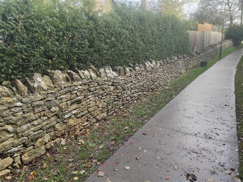 Cotswolds Dry Stone Walling By Tom Hazzledine Covering Cotswolds