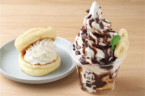 草津で人気の台湾パンケーキ店「caferob」の 定番メニューが、期間限定でクリスマスverに！｜caferob 草津店（カフェロブ）｜滋賀