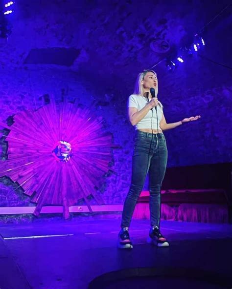 Komedyen G Zde Karakaya Dan Zel Hayat Itiraf Milf Oldum Li Ocuk Beni Evine A Rd