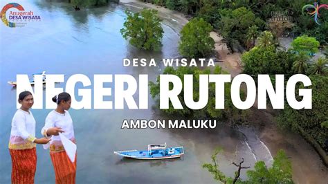 Bermain Di Pantai Pasir Putih Desa Wisata Negeri Rutong Ambon Maluku