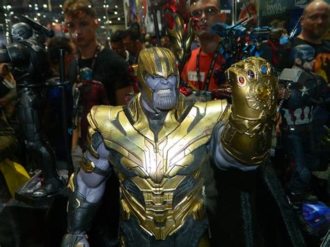 Sdcc Hot Toys Figures