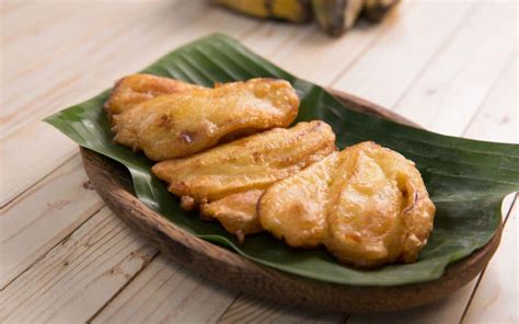 18 Most Popular & Traditional Indonesian Desserts - Nomad Paradise