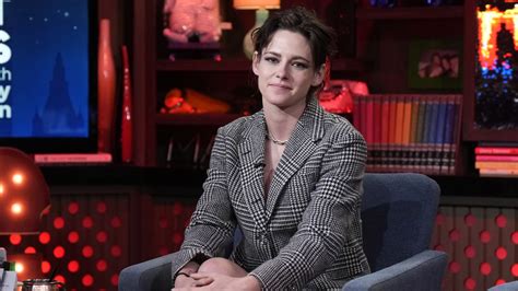 Kristen Stewart Explains Why She Thinks ‘twilight Is ‘such A Gay Movie