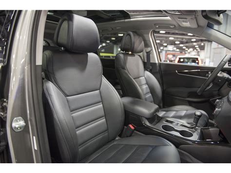 2016 Kia Sorento: 70 Interior Photos | U.S. News