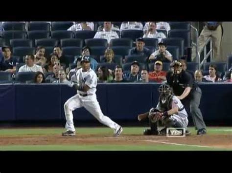 2009 Yankees Robinson Cano Slaps A Bases Loaded Single Knocks In Alex