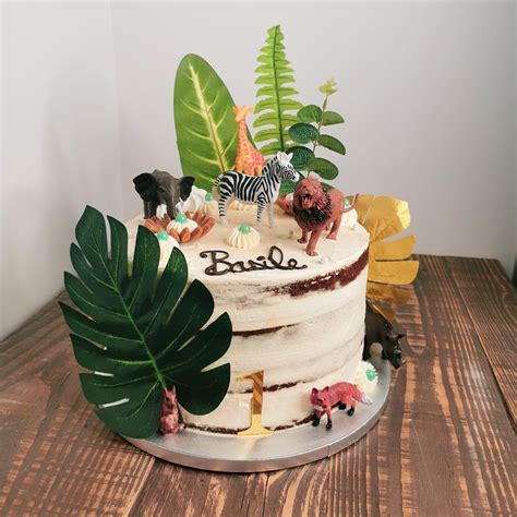 Nude Cake Layer Cake Cake Comedy By Caro