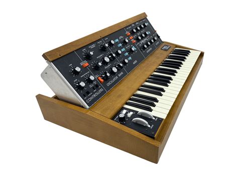 Moog Minimoog Model D Reissue - Ocsidance Pro Audio