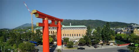 Tranquility And Distances On Twitter Heian Shrine Otorii And A Huge