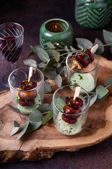 Spiesjes Met Chorizo Champignons En Kruidensaus Francesca Kookt