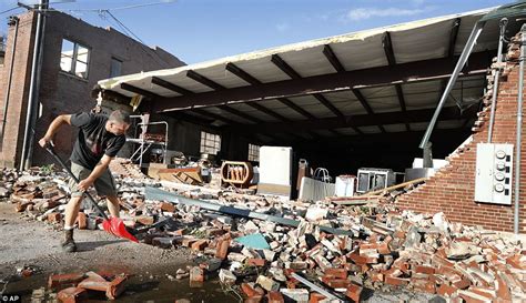 Dramatic Video Shows Powerful Tornadoes Destroying Rooftops Of Homes As They Swept Through Iowa