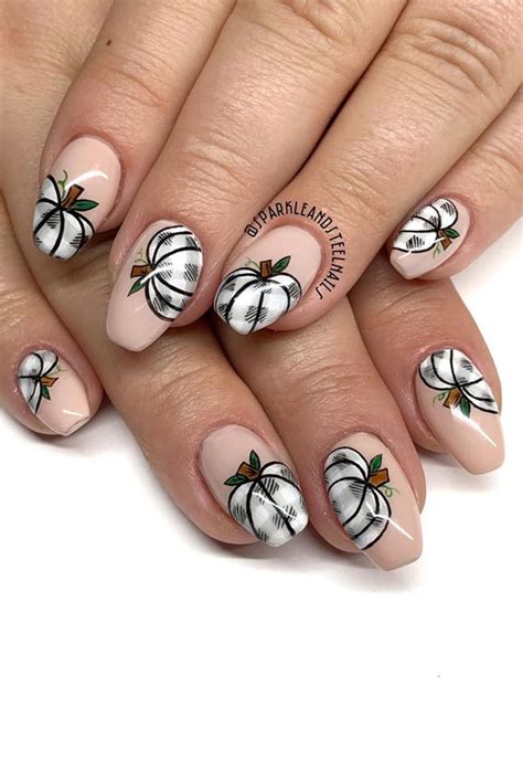 22 Stunning Fall Nail Ideas For Autumn 2020 Pumpkin On Nude Nails