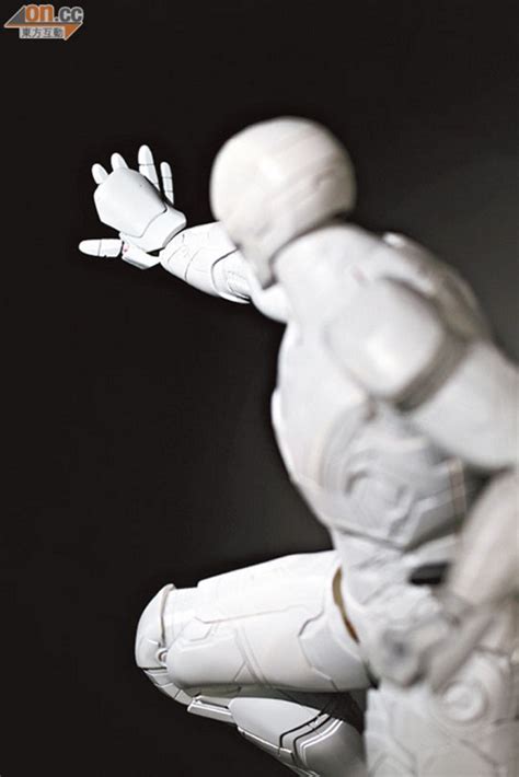 Lan Amentos Da Hot Toys Para Homem De Ferro