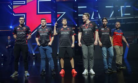 Cs News Starladder I League Starseries Season Faze To Grand Final