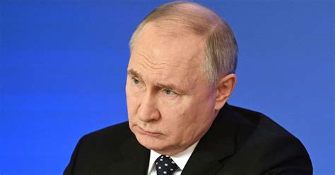 Pequeno país báltico sob ameaça de invasão de Putin à medida que