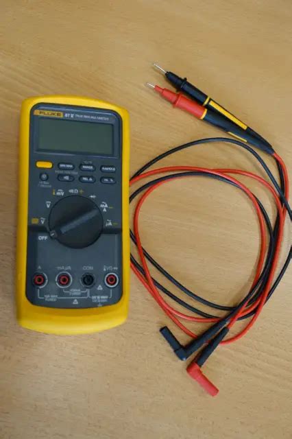 FLUKE 87 5 V industriel multimètre numérique digital true RMS DMM