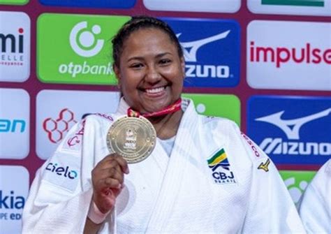 Beatriz Souza Ouro Em Etapa Da It Lia Do Circuito Mundial De Jud