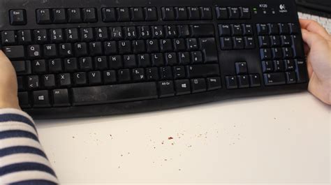 Laptop Tastatur Reinigen So Geht Es Richtig