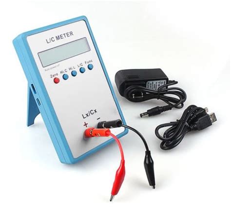 LC200A Handheld Capacitance Inductance Capacitor L C Meter Tester