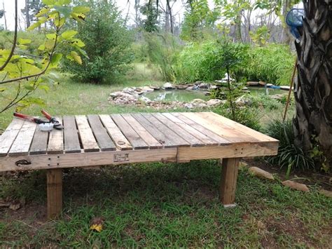 Diy My Hubby Made This From A Couple Of Pallets Big Enough To Put A Queen Size Mattress On It