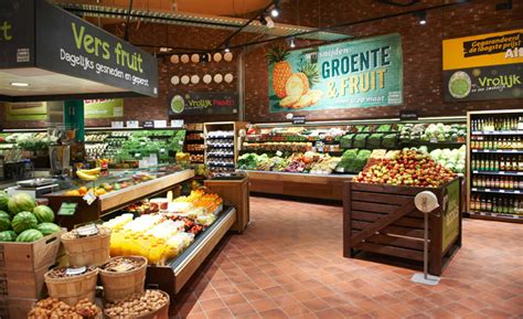 supermarket interior