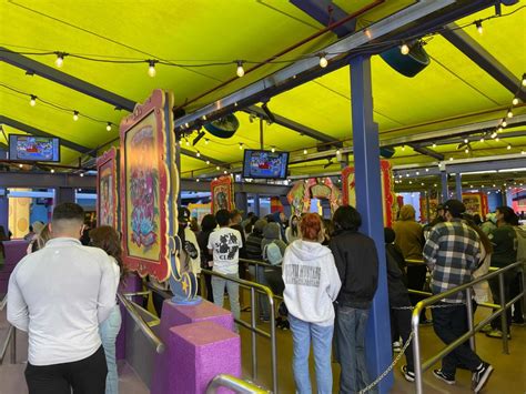 PHOTOS: The Simpsons Ride Reopens with Hand Sanitizing, Physical Distancing, and No Pre-Show at ...