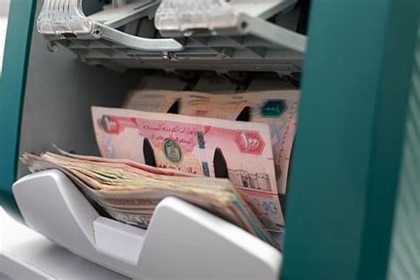 Expats in UAE: Best time to remit? Currency forecasts for Indian Rupee ...