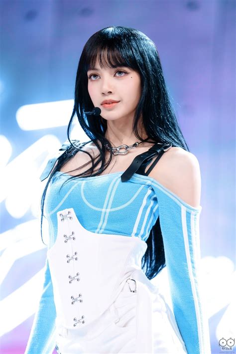 PORTAL LISA On Twitter Fotos De LISA No Inkigayo Em Sua Peformance