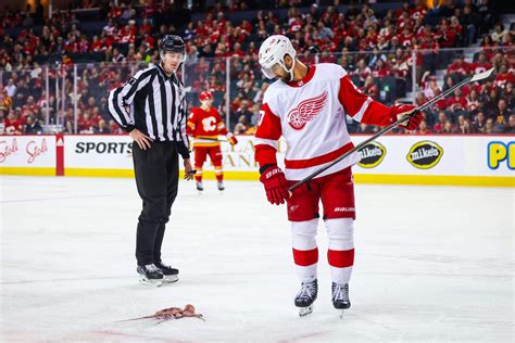 As Red Wings Return To Playoff Hunt Octopi Are Once Again Flying Onto