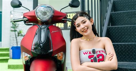 Hot tiktoker Minh Tuyền chia sẻ bí quyết lựa chọn xe mới cho tân sinh viên Báo Dân trí