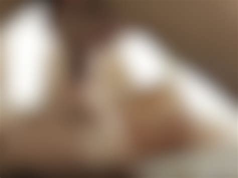 18 Year Olds Get Fucked Hardcore by Hot Stud in Naughty Virgin Sex Threesome Vidéos Porno