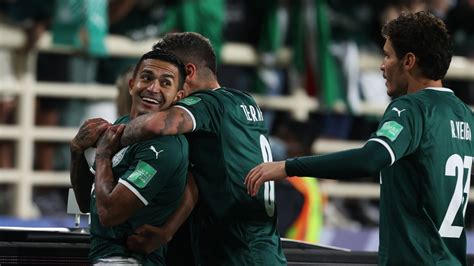 Palmeiras Derrota O Al Ahly Por A E Garante Vaga Na Final Do