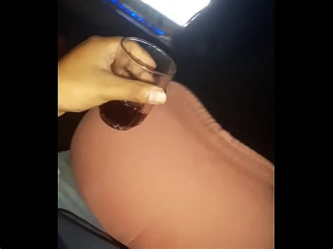 Nalgona apollen y subo él video follando XVIDEOS