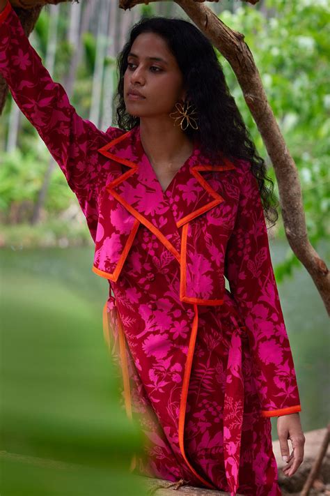 Buy Fuchsia Crepe Printed Rainforest Lapel Madison Trench Coat For