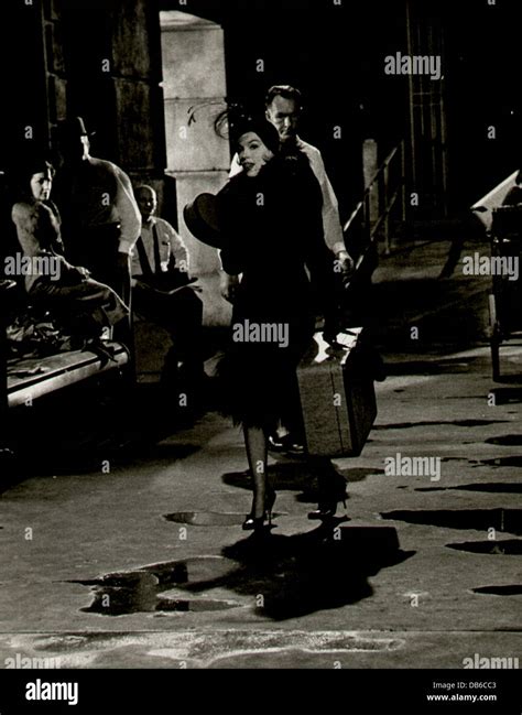 SOME LIKE IT HOT United Artists 1959 Directed By Billy Wilder Camera Charles Lang With