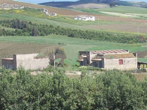 Vendita Casale In Strada Comunale Serro Snc Trapani Da Ristrutturare