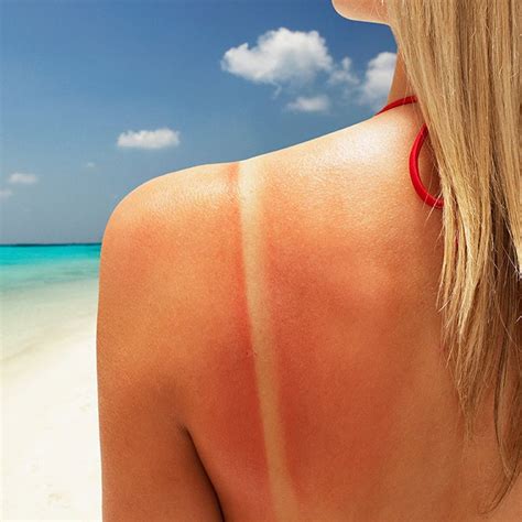 Genius Ways To Apply Sunscreen To The One Spot You Miss Self