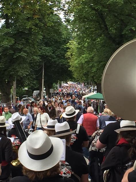 La Grande Brocante De Waterloo Fr Brocantes Be