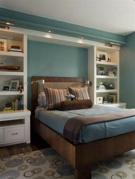 20+ Small Master Bedroom Ideas With Storage