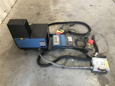 Nordson V Eav F Hot Melt Glue Applicator V Ph Moses B Glick
