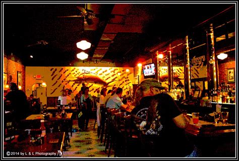 Ocala, Central Florida & Beyond: Harry's Seafood Bar & Grille - downtown