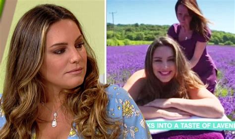 Kelly Brook This Morning Star Gets Naked On Itv Show But Twitter Fans Spot This